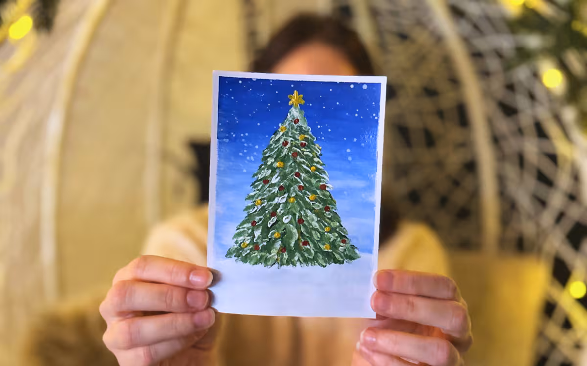 Christmas card painting workshop with hot chocolate in Rovaniemi