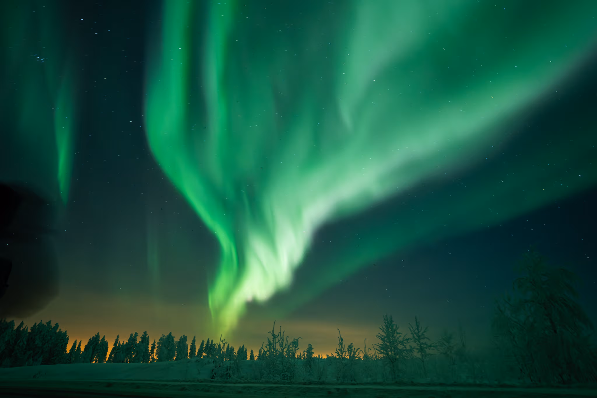 Foto real de aurora de um tour da Lapland Explorers