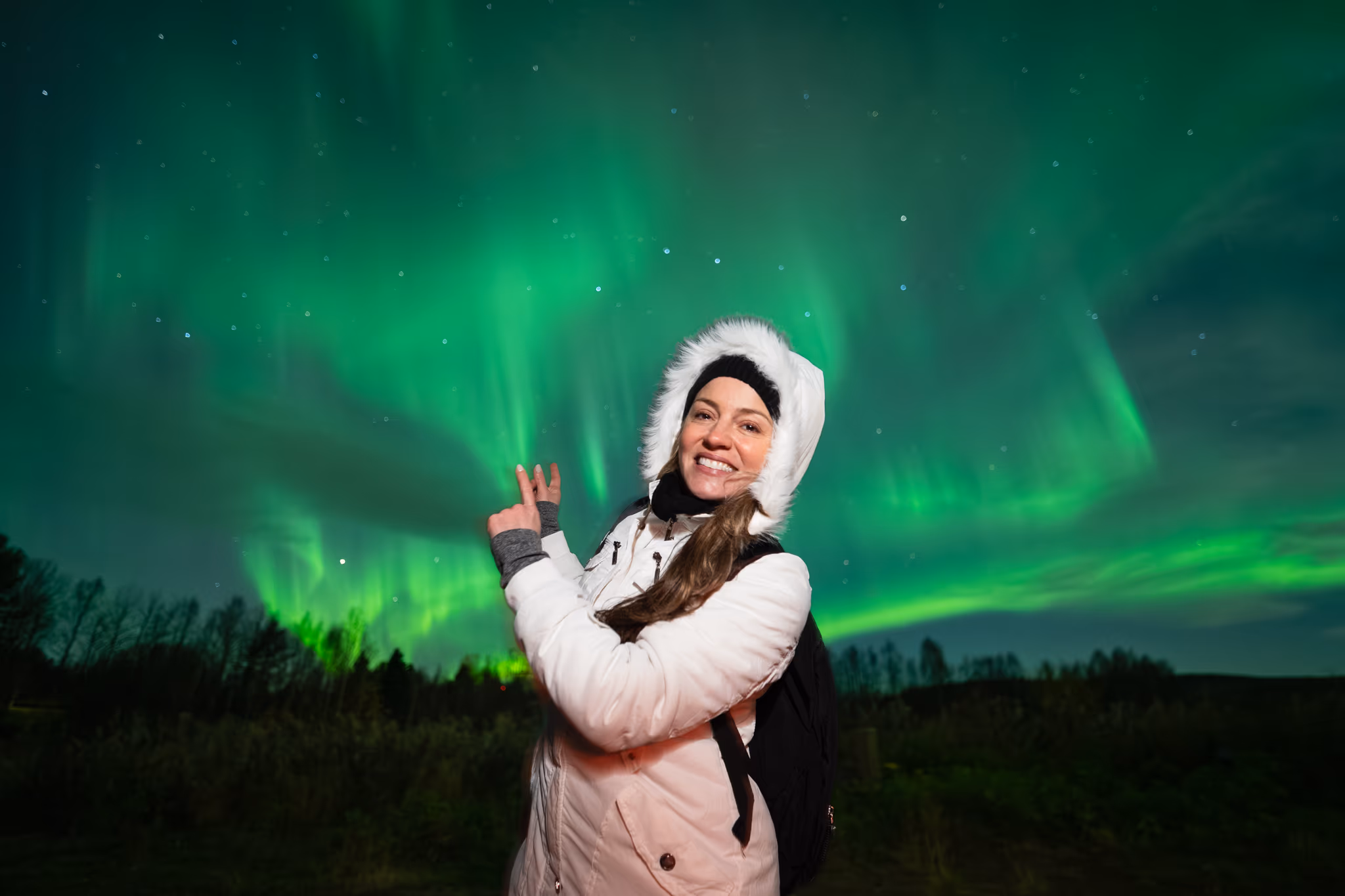 Foto real de aurora de un tour de Lapland Explorers
